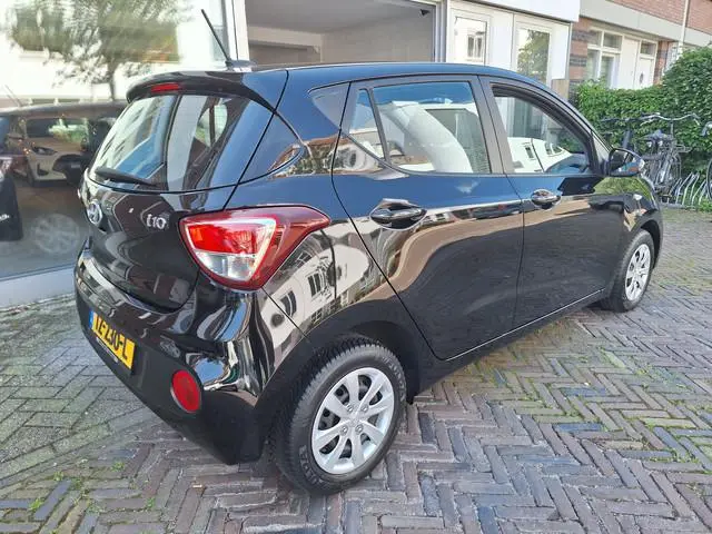 Hyundai i10 1.0i Comfort /52.000 Km/Navi/Apple/Android/Cruise/Garantie