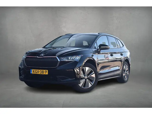 Skoda Enyaq 50 Business Edition | Pano | Half Leer | Stuur- en Stoelverwarming
