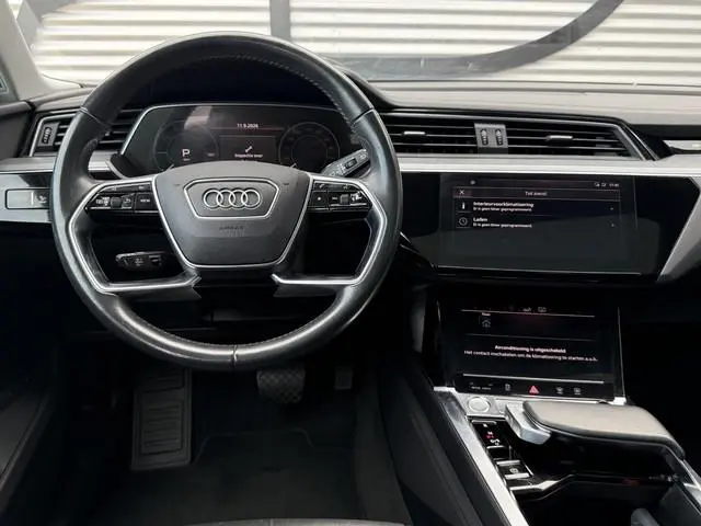 Audi e-tron e-tron 50 quattro Launch edition plus 71 kWh SoH 84% 2e Eigenaar|Navi|Pano|Trekhaak|Lede...
