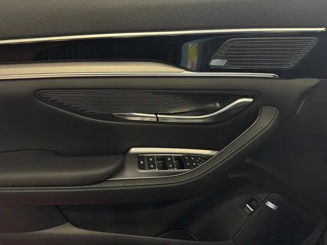 BYD SEAL U
