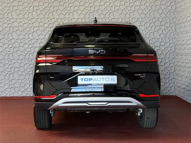 BYD SEAL U
