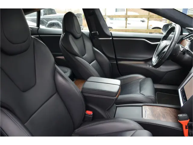 Tesla Model S 100D Enhanced AutoPilot2.5 (twv 3.800,-), Pano, Leder