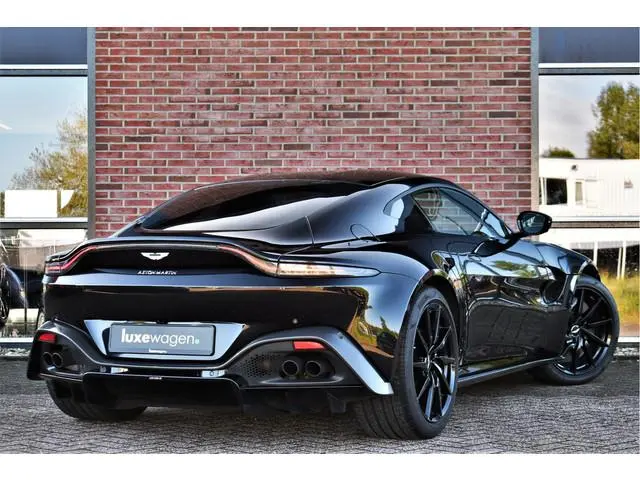 Aston Martin Vantage 4.0 V8 Carbon-ext | Ceramic-brakes | 26dkm 