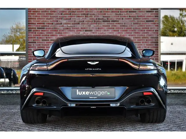 Aston Martin V8 Vantage