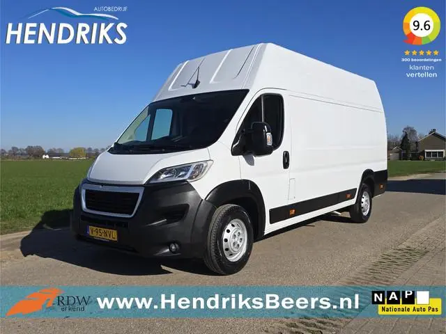 Peugeot Boxer 435 2.2 BlueHDi L4H3 - 165 Pk - Euro 6 - ParkeerCamera - Airco - Cruise Control