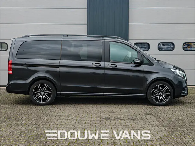 Mercedes-Benz V-Klasse V300 L2 DC 4-Matic AMG Line 360 Camera Navi DAB Panorama