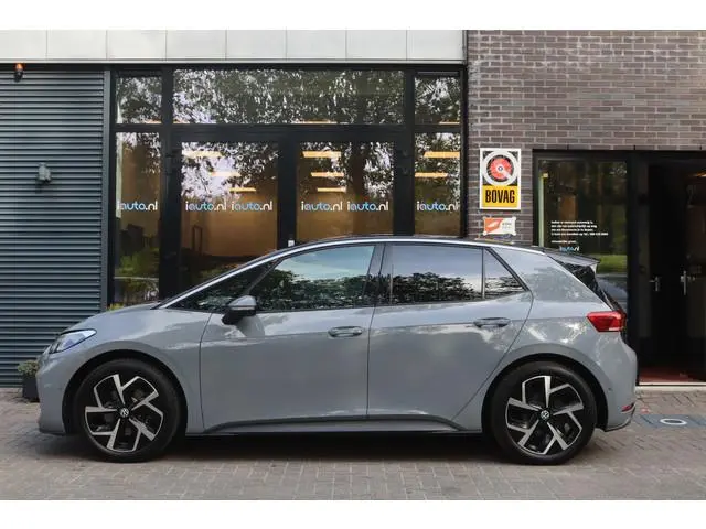 Volkswagen ID.3 Pro 58 kWh Style Plus Leder/Elek. stoelen+mem/Keyless/Camera/ACC/Discover Pro/19"