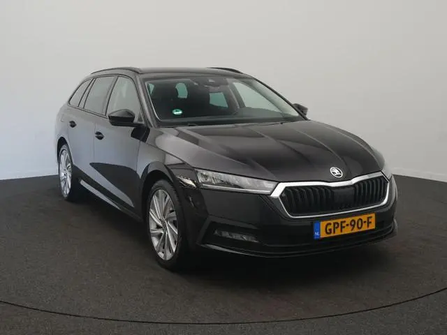 ŠKODA Octavia Combi 1.4 TSI iV PHEV Business Edition - RIJKLAARPRIJS - Plug-in Hybride - All Seasonb...