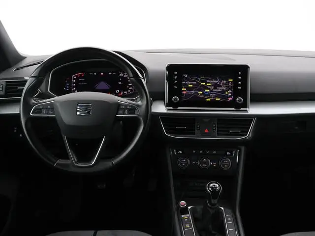 SEAT Tarraco 1.5 TSI 150 PK STYLE LIMITED + TREKHAAK | ALL SEASON BANDEN | LED | CAMERA
