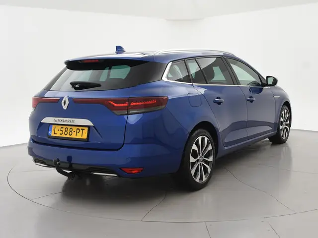 Renault Mégane Estate 1.3 TCe 140 PK AUTOMAAT INTENS + TREKHAAK 1700 KG | SFEERVERLICHTING | 17 INCH...