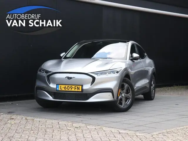 Ford Mustang Mach-E RWD 75 kWh | LEDER | PANO | TREKHAAK | 360° CAMERA | B&O | STOEL/STUURVERW. | NA...