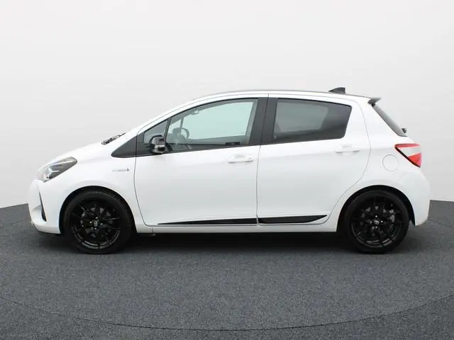 Toyota Yaris 1.5 Hybrid GR-Sport | Keyless | Apple Carplay/Android Auto | Prijs Rijklaar!!