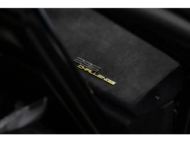 Ferrari 296
