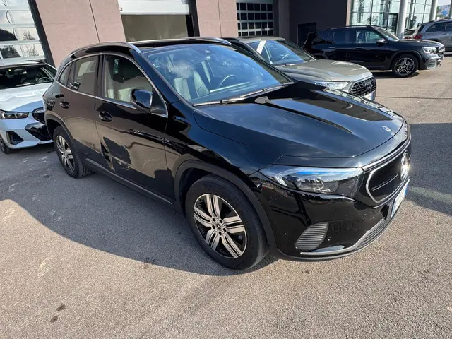 Mercedes-Benz EQA 250 Sport 67 kWh Advanced  Pakket, Premium pakket, rij-assistentie pakket Wordt ve...