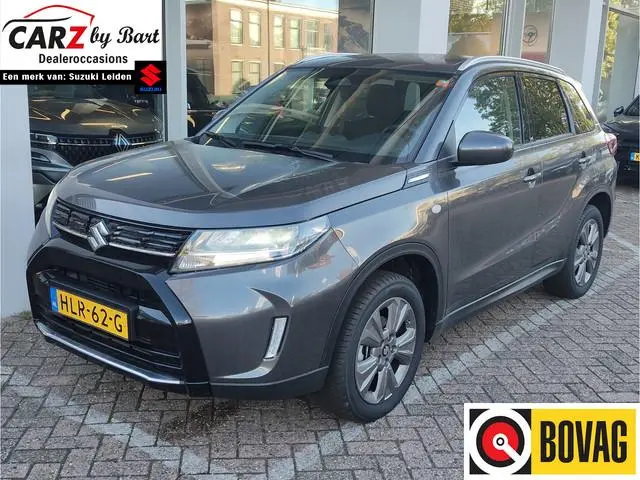 Suzuki Vitara 1.4 BOOSTERJET SELECT SMART HYBRID Keyless | Camera | Trekhaak | Stoelverwarming | Nav...