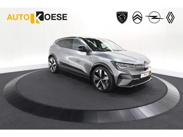 Renault Megane E-Tech EV40 Boost Charge Techno | 1 FASE | SOH 95,5% | Camera | Apple Carplay | Parke...
