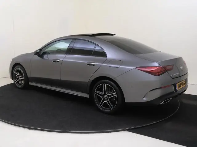 Mercedes-Benz CLA-klasse 250 e Business Solution AMG / Panaromadak / Memory-Stoelen / Night-Pakket /...