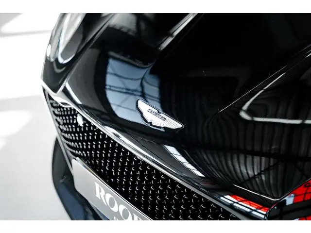 Aston Martin DBS