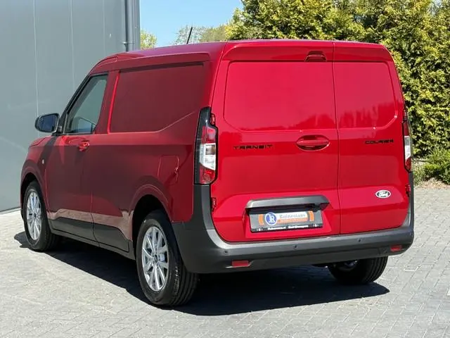 Ford Transit Courier