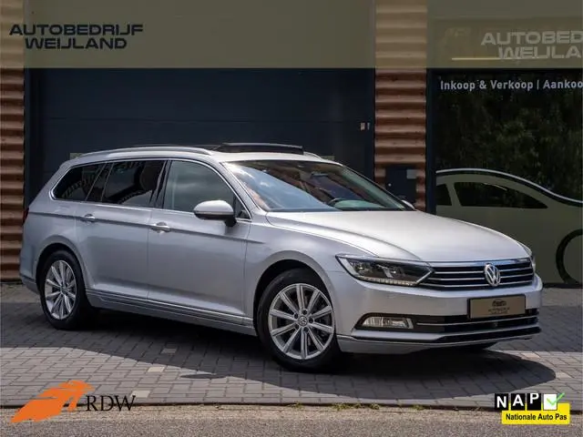 Volkswagen Passat Variant 1.4 TSI ACT Highline I 2de eig. I Pano I 17" I 150PK I adpt. cruise I Trek...