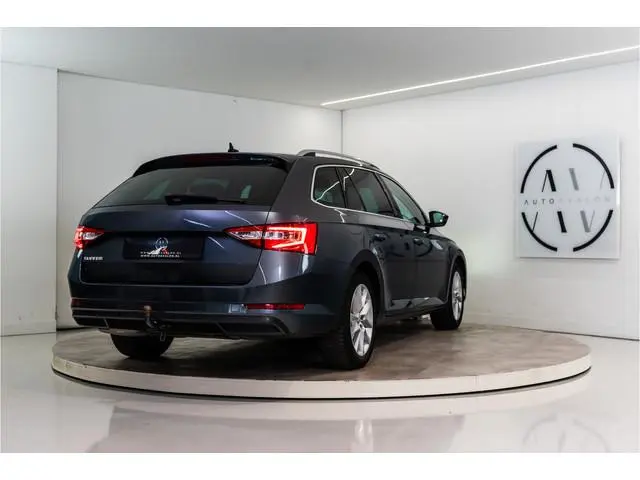 ŠKODA Superb Combi 1.5 TSI ACT Business Edition 150PK | NL AUTO+NAP | 1e Eigenaar | Carplay | Trekha...
