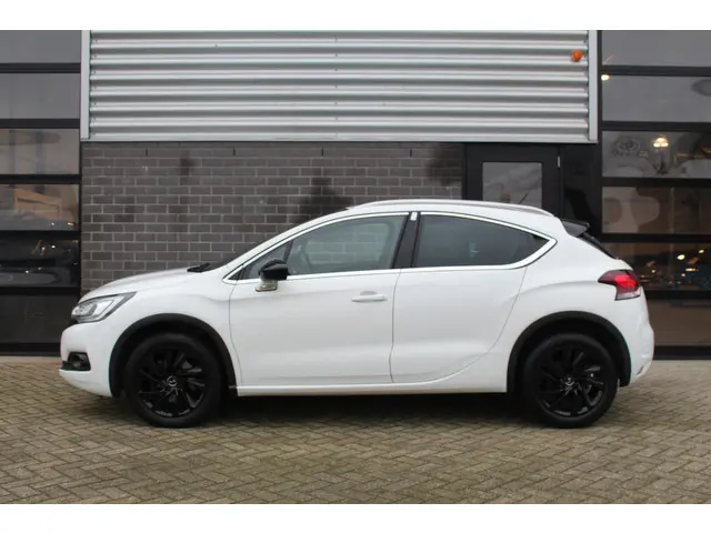 DS DS 4