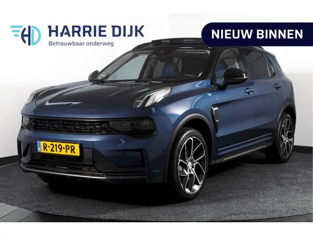 Lynk & Co 01 1.5 PHEV 261PK MY22 Orig. NL | Black Pakket | Afn. Trekhaak | 360 Camera | S/K-panodak...