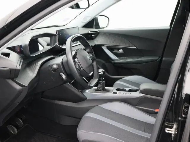 Peugeot 2008 1.2 PureTech Allure/ lage km/ zeer mooi!