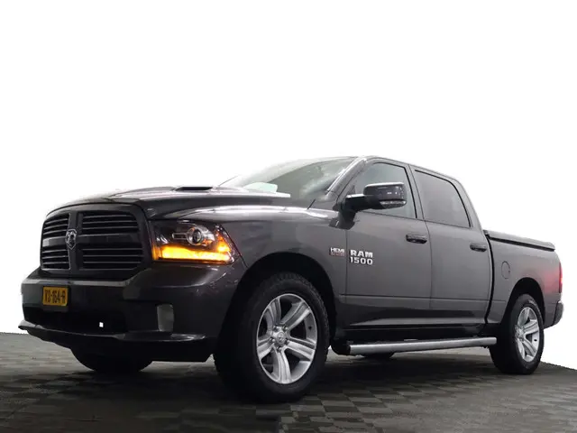 Dodge Ram 1500 5.7 V8 4x4 Quad Cab 6'4 Laramie Aut- LPG G3, Schuifdak, Elek Verwarmd/Geventileerd In...