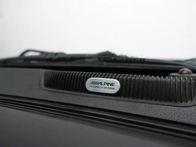 Dodge Ram 1500 5.7 V8 4x4 Quad Cab 6'4 Laramie Aut- LPG G3, Schuifdak, Elek Verwarmd/Geventileerd In...