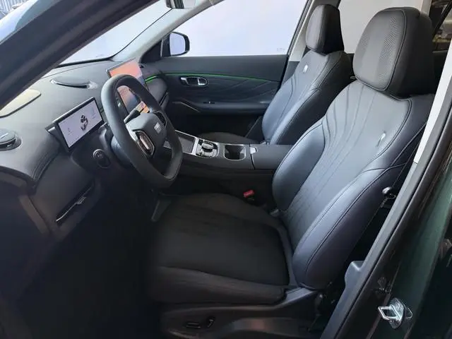 Geely Starray EM-i