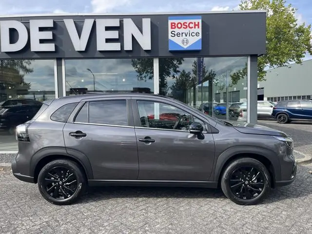 Suzuki S-Cross