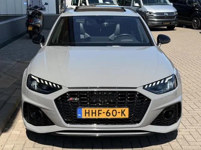Audi RS4