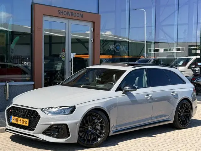 Audi RS4