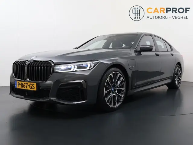BMW 7-serie 745e High Executive M Pakket | Schuifdak | Dealer onderhouden