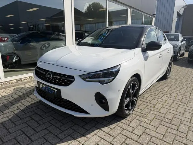 Opel Corsa 1.2 Elegance Panorama | Apple Carplay
