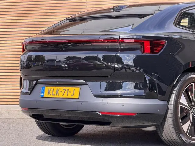 Polestar 4