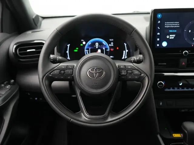 Toyota Yaris Cross 1.5 Hybrid 130PK Dynamic Winterpack | Stoelverwarming | Navi |