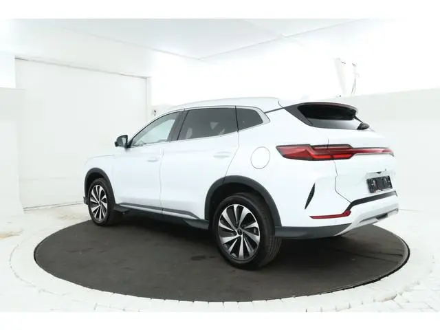 byd SEAL U 1.5 T DM-i AWD Design 4 wheel drive! trekgewicht 1300kg!