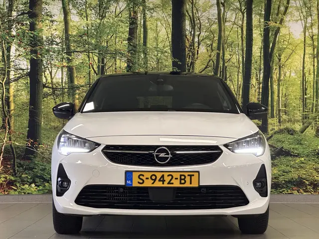 Opel Corsa 1.2 GS Line | Cruise Control | Apple Carplay | Android Auto | Achteruitrijcamera | Parkee...
