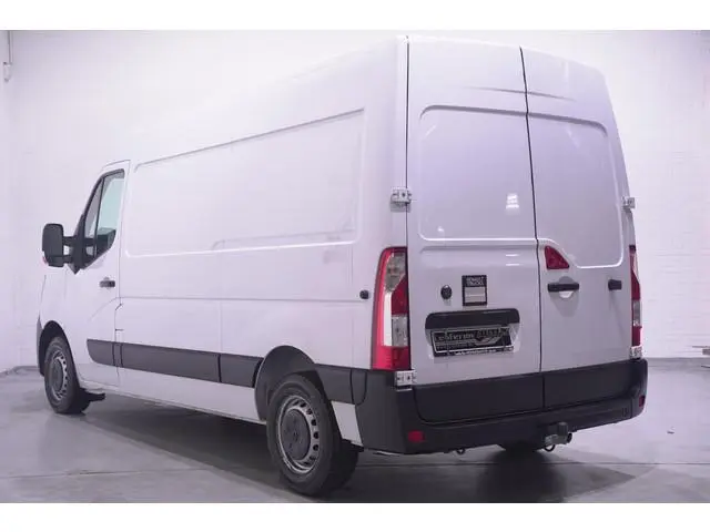 Renault Master 2.3 DCi 150 pk L2H2 Airco, Camera, Cruise Control Trekhaak 2.500 kg, Laadruimte Pakke...
