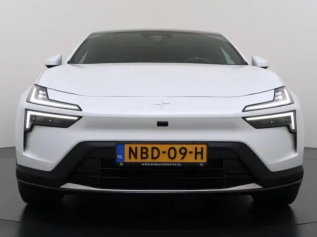 Polestar 4