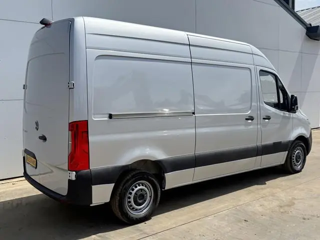 Mercedes-Benz Sprinter 215 1.9 CDI Automaat L2H2 Climate Control Camera Carplay Parkeersensoren v+a