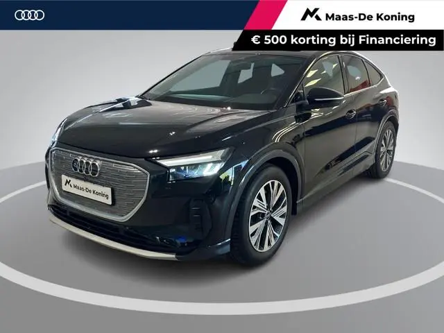 Audi Q4 Sportback e-tron 40 Advanced 150kW/204PK 82 kWh · Panoramadak · Trekhaak · Stoelverwarming ·...