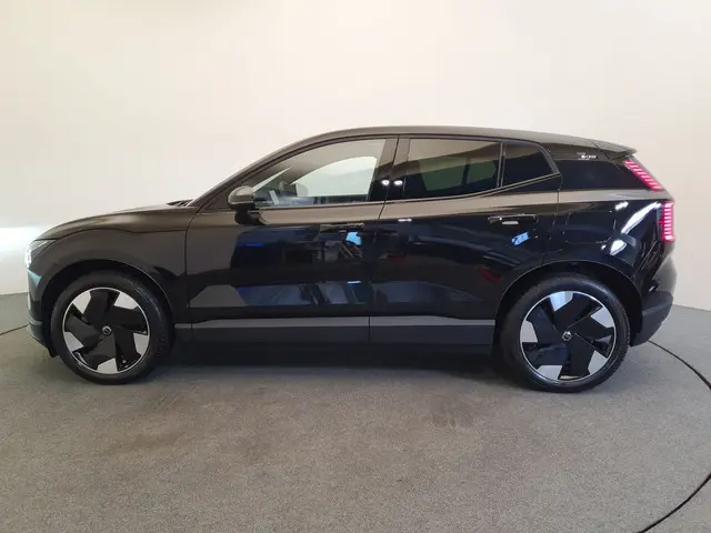 Volvo EX30 Single Motor Extended Range Plus 69 kWh Trekhaak, Harman Kardon