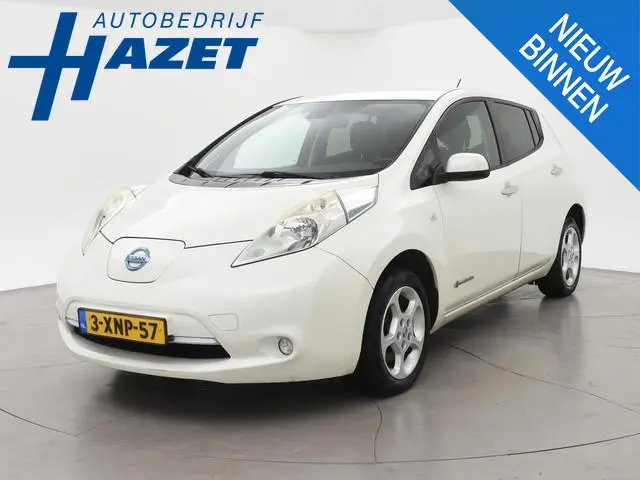 Nissan LEAF ACENTA 24 KWH INCL. ACCU + STANDKACHEL | STOEL/STUURWIELVERW. | CAMERA | NAVIGATIE