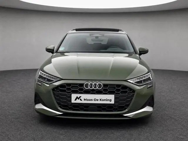 Audi A3 Sportback 40 TFSIe 204pk Advanced Edition · Panoramadak · Camera · Head-Up · Keyless · Sonos...