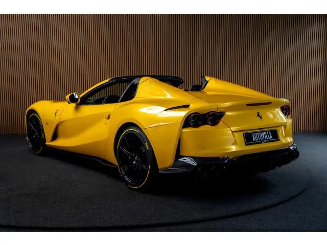 Ferrari 812 GTS