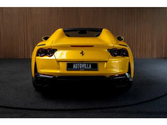 Ferrari 812 GTS