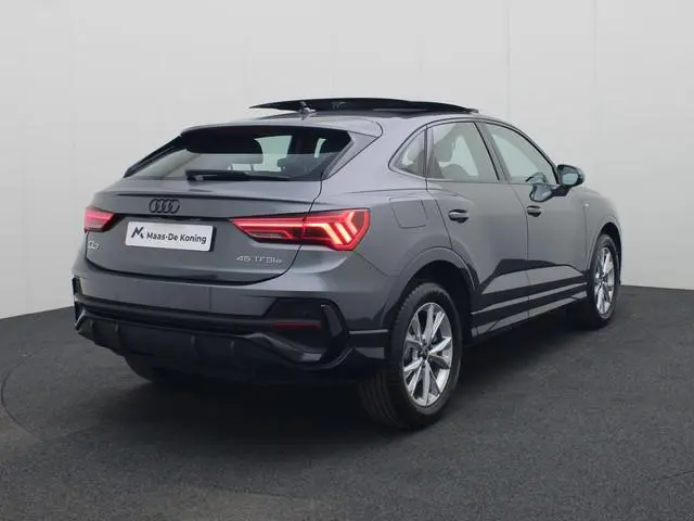 Audi Q3 Sportback 45 TFSIe 245pk S-Tronic S Line · Panoramadak · Camera · Apple/Android Car Play ·...